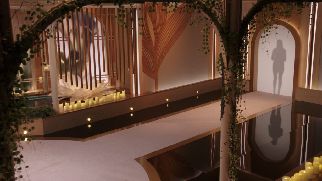 LIB_S01_EP01_NETFLIX_INSIDE_still_02